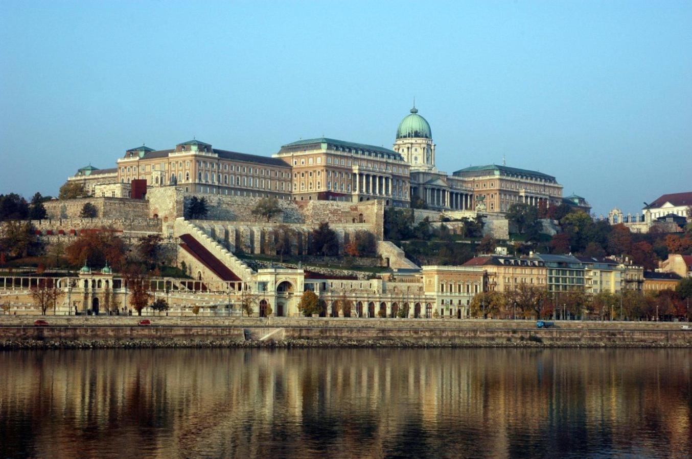 Trip And Hop Leilighet Budapest Eksteriør bilde